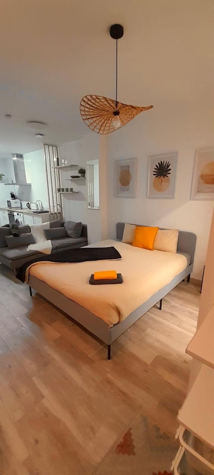 El Apartamentito De Zamarrilla Parking Gratis Incluido Малага Екстер'єр фото